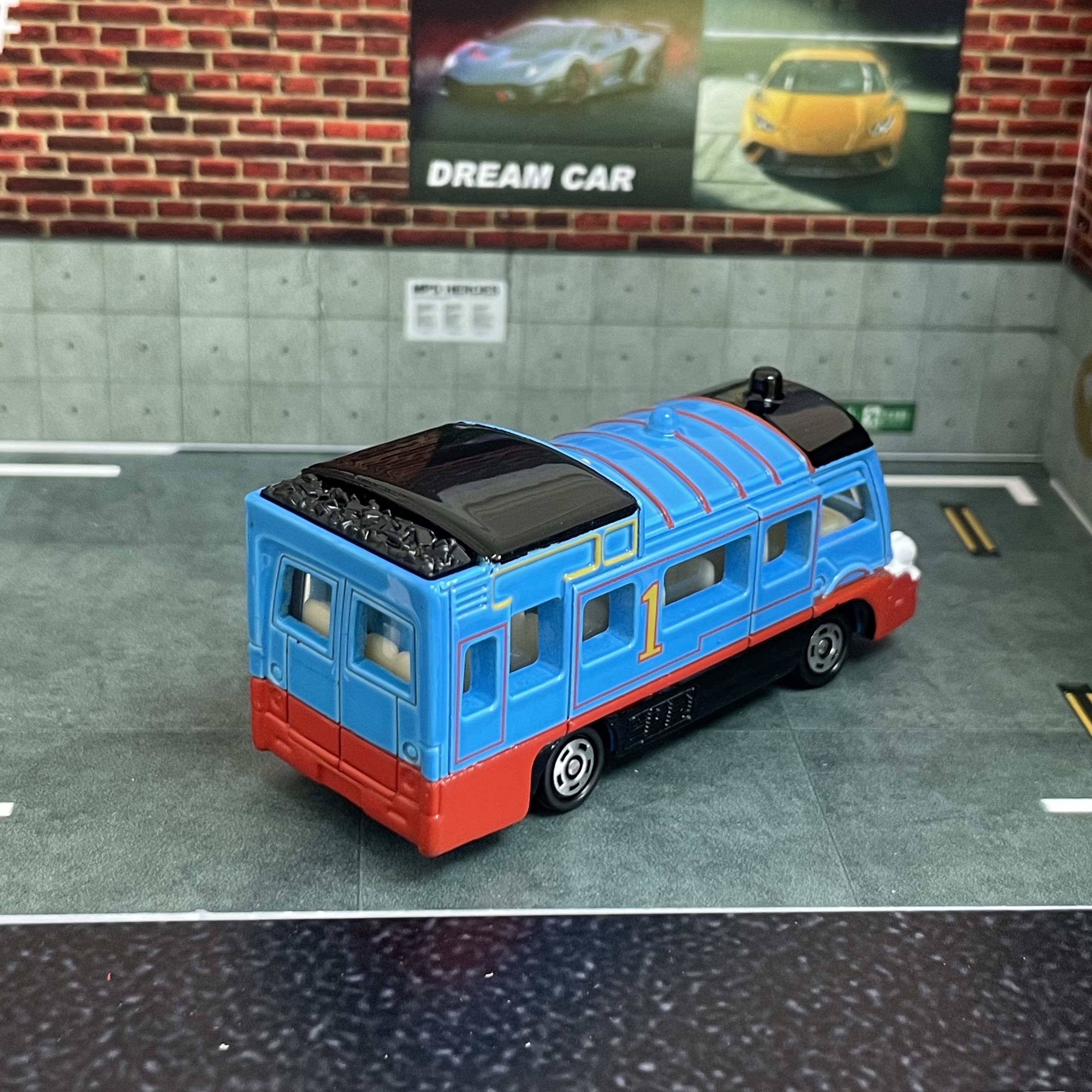 Takara Tomy Dream Tomica No.15 - Party Games Bus 리뷰 및 가격